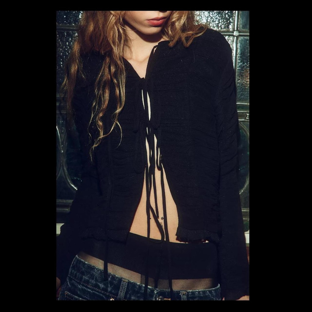 blouses - Picture 3 of 8